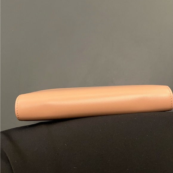 YSL Saint Laurent wallet on chain Cassandre Logo Plaque - Picture 4 of 12